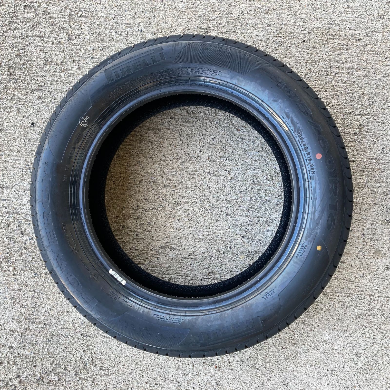 新品 ピレリ パワジー 195/60R16 サマータイヤ 4本セット 2024年
