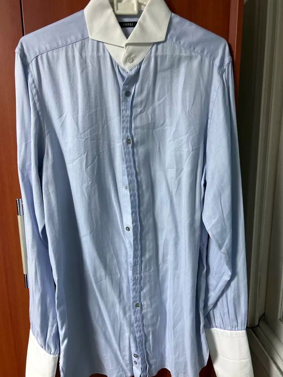GUCCI グッチ 袖口 シャープ