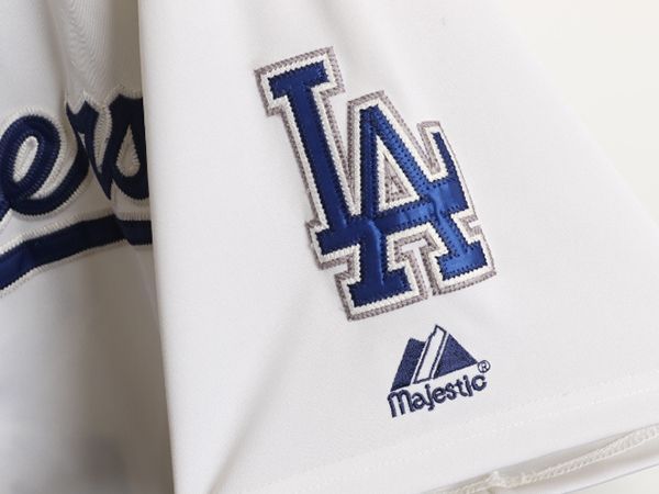 お得なクーポン配布中!】 MLB オフィシャル マジェスティック