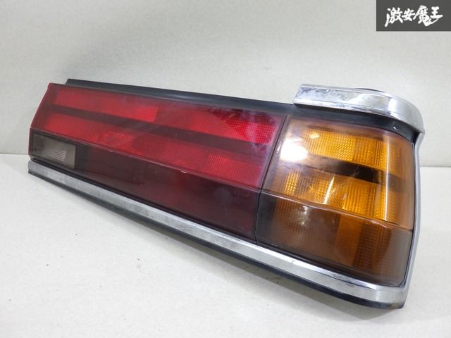 TOYOTA トヨタ 純正 GX71 マーク2 後期 右 右側 運転席側 テールライト ランプ レンズ TOYOTA 22-158 即納 在庫有 棚12-5