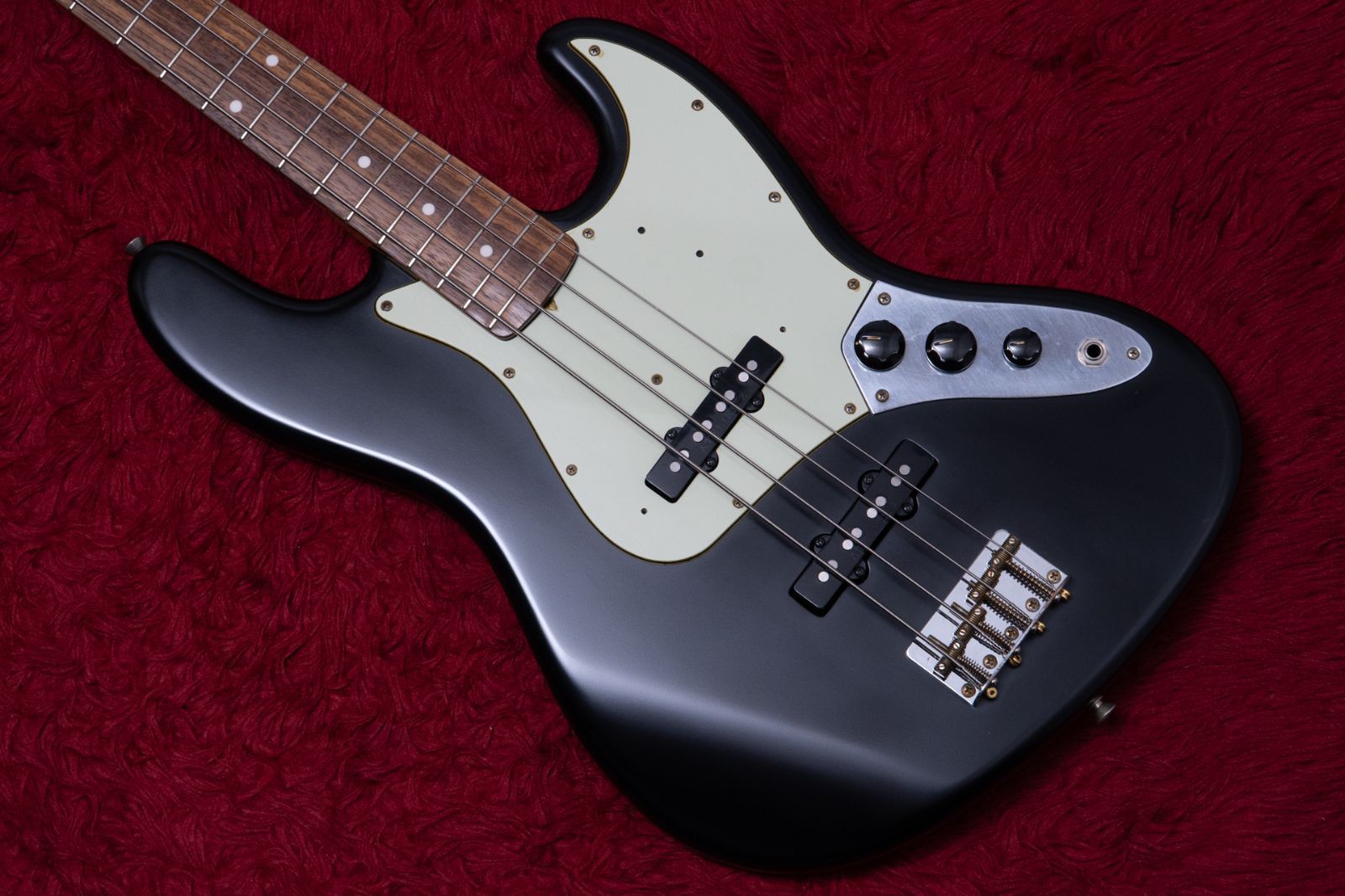 used ATELIER Z | VM 4 BLK 3.900kg 200476 GIB横浜