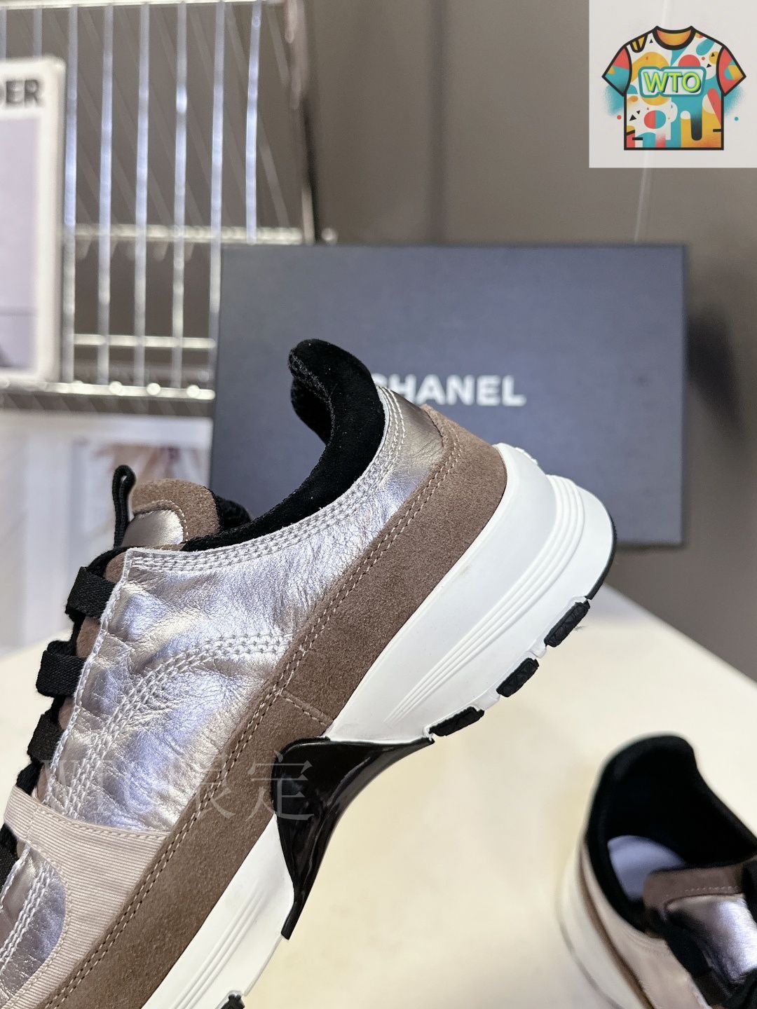 カジュアルに♡【CHANEL】25P スニーカー CHANEL シャネル 25A カジュアル スニーカー06-3 - メルカリ