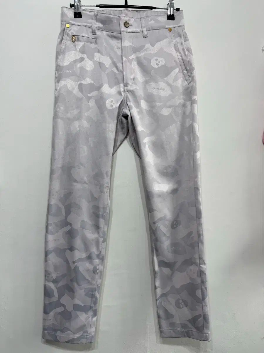 マークアンドロナ カモフラカーゴパンツ MARK&LONA - 【超美品】マーク