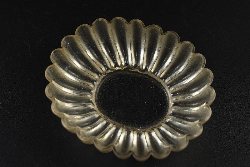 蔵A4781b 古作 江戸ガラス 型吹菊花皿 楕円形 江戸時代