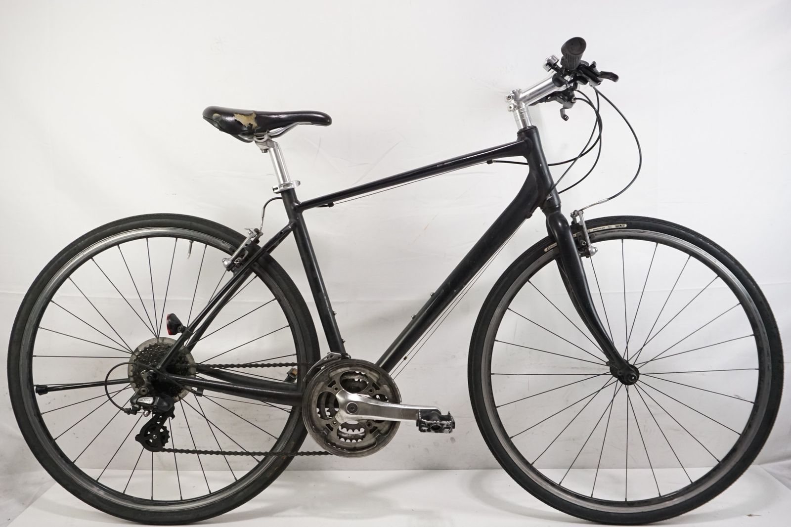 GIANT 「ジャイアント」 ESCAPE R3 2010年モデル 埼玉 GIANT 「ジャイアント」 ESCAPE R3 2010年モデル 埼玉 - メルカリ