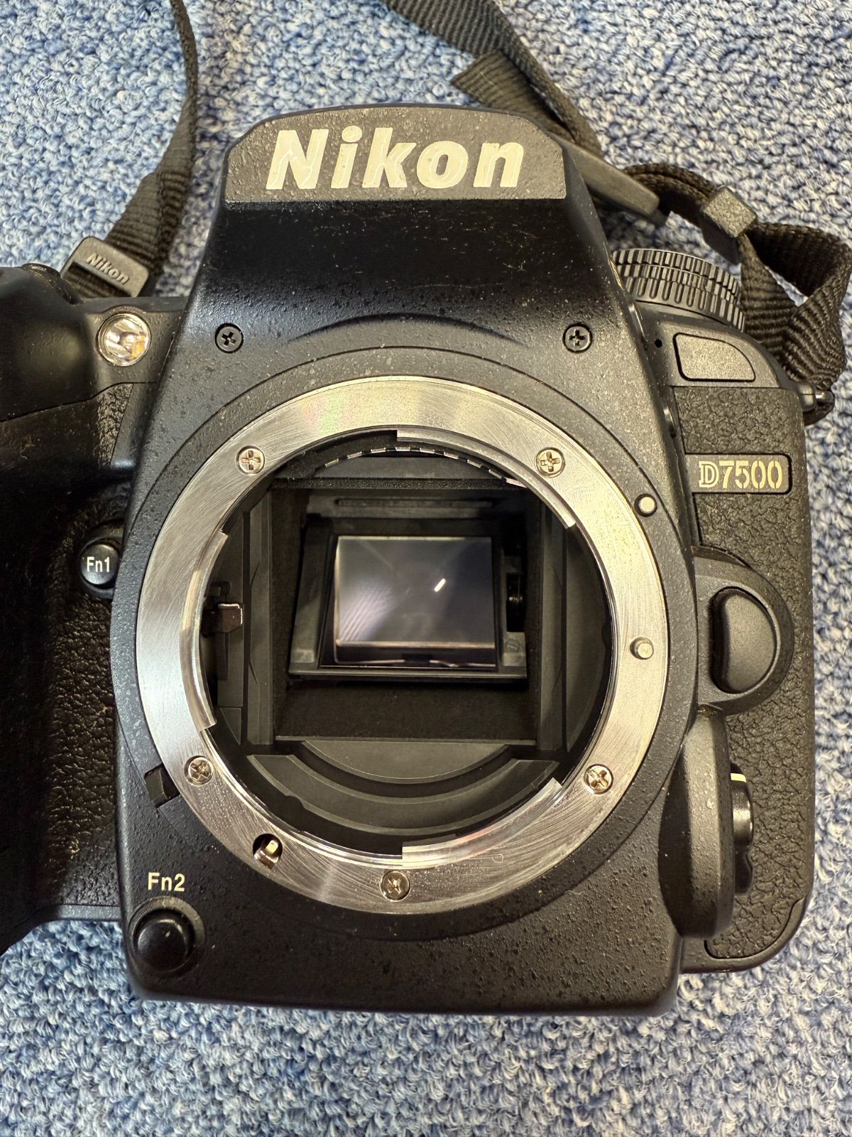 カメラ 光学機器