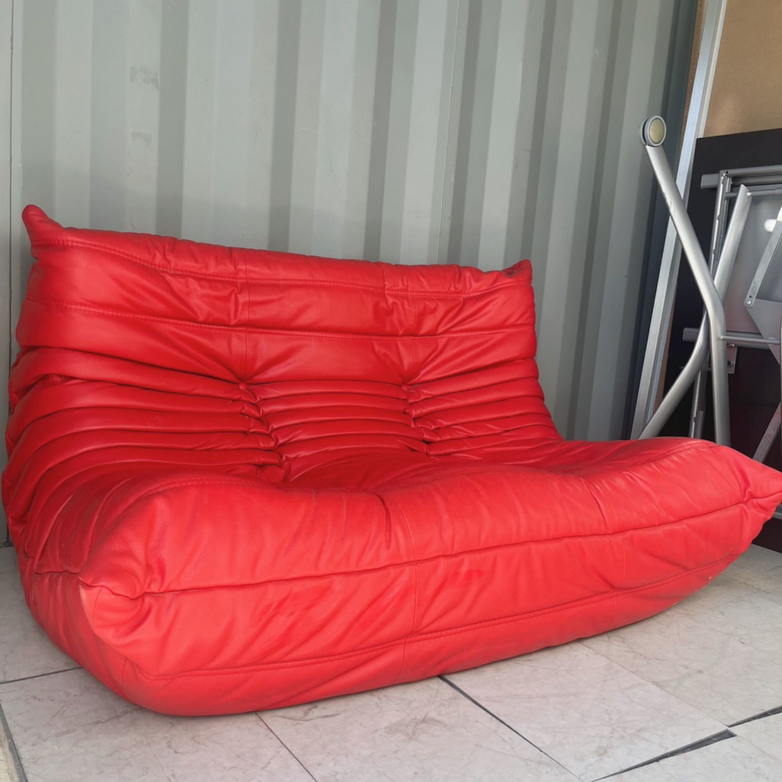 取付無料！リーンロゼ フランス トーゴ レッドレザー 本革2Pソファ