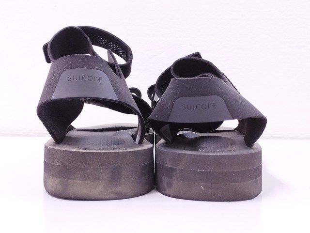 DESCENTE x SUICOKE デサント スイコック 3wayサンダル デサントとスイコックがスポーツサンダルでコラボ！3WAYだから春
