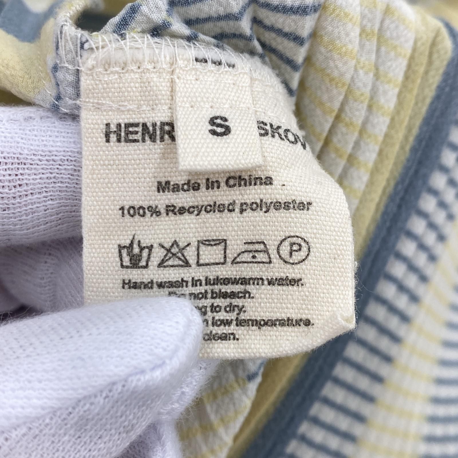 HENRIK VIBSKOVプリーツトップ Henrik Vibskov プリーツトップス S - メルカリ