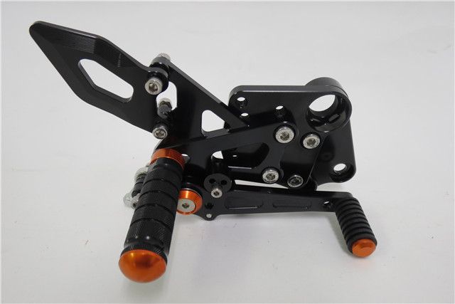 KTM DUKE 125 200 250 390 2018-2020 CNC 調整式 バックステップ 黒