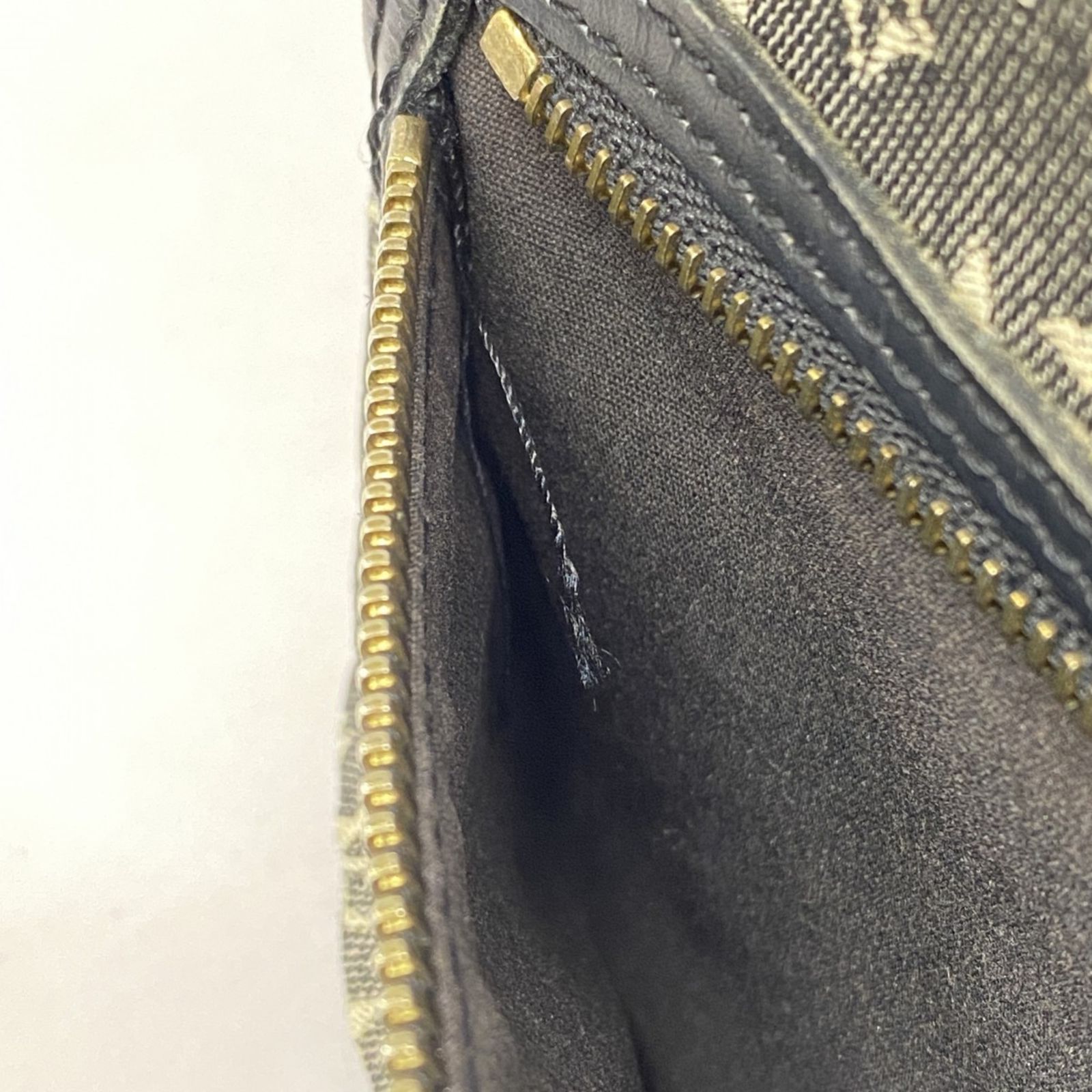 Vuitton