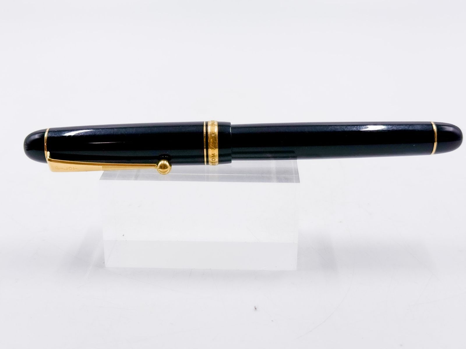 PILOTパイロット CUSTOM 万年筆 ブラック　ペン先14K/585 PILOTパイロット CUSTOM 万年筆 ブラック ペン先14K/585