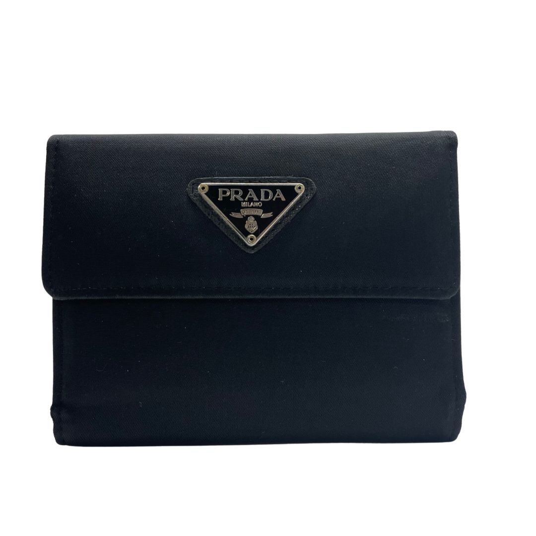 【PRADA／プラダ】ナイロン×レザー 三つ折り財布 ブラック トライアングル 楽天市場】PRADA プラダ トライアングルロゴ コンパクト
