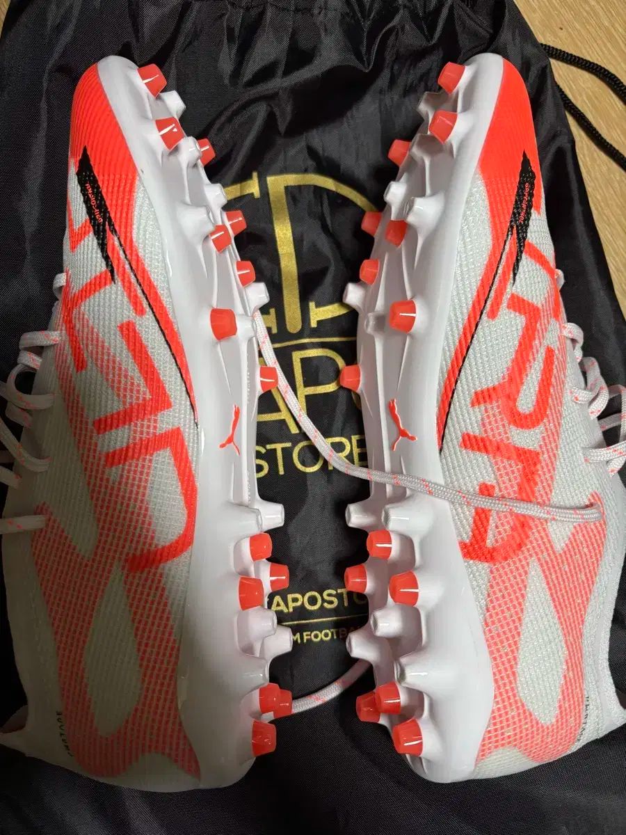 PUMA プーマ