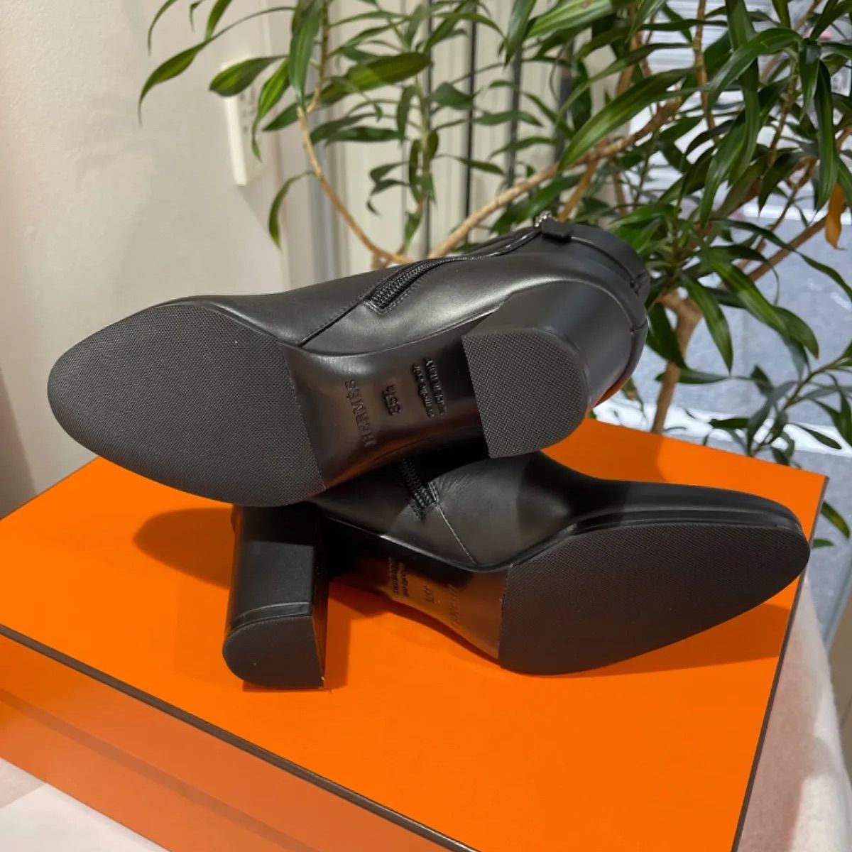 新品】【未使用品】HERMES エルメス ショートブーツ 新品】【未使用品】HERMES エルメス ショートブーツ