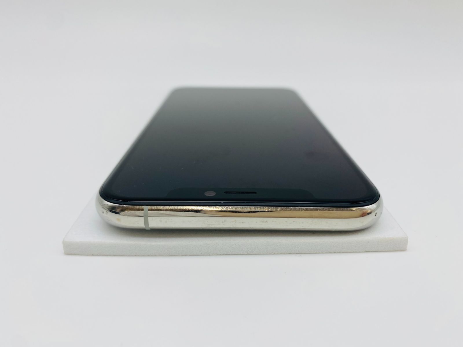 定番人気！ ☆新品同様☆iPhone 11pro☆256GB SIMフリーBT100