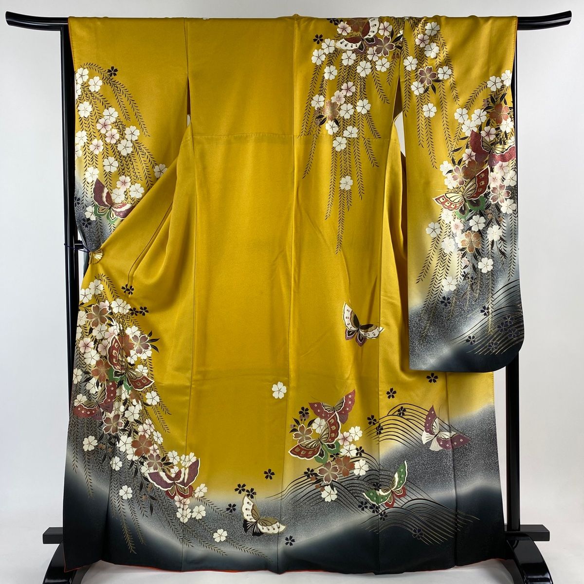 振袖 身丈167.5cm 裄丈66cm M 袷 蝶 桜 銀通し 金銀彩 山吹色 正絹 名品 【中古】 - メルカリ