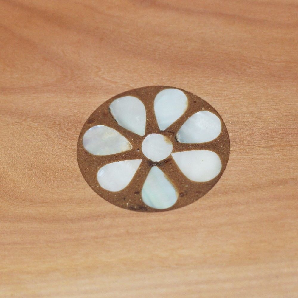 貝殻飾りの木製トレー - メルカリ