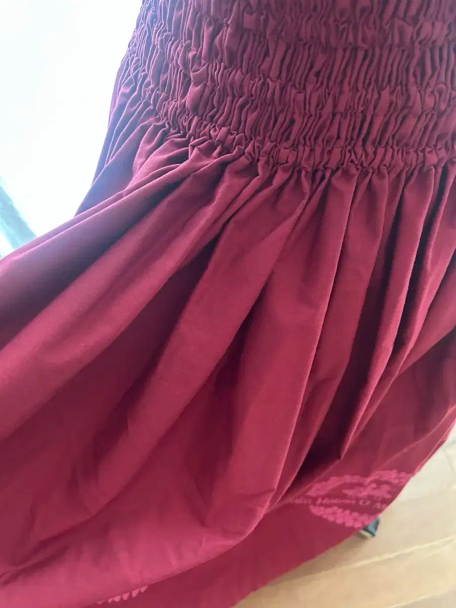 メネフネ フラ