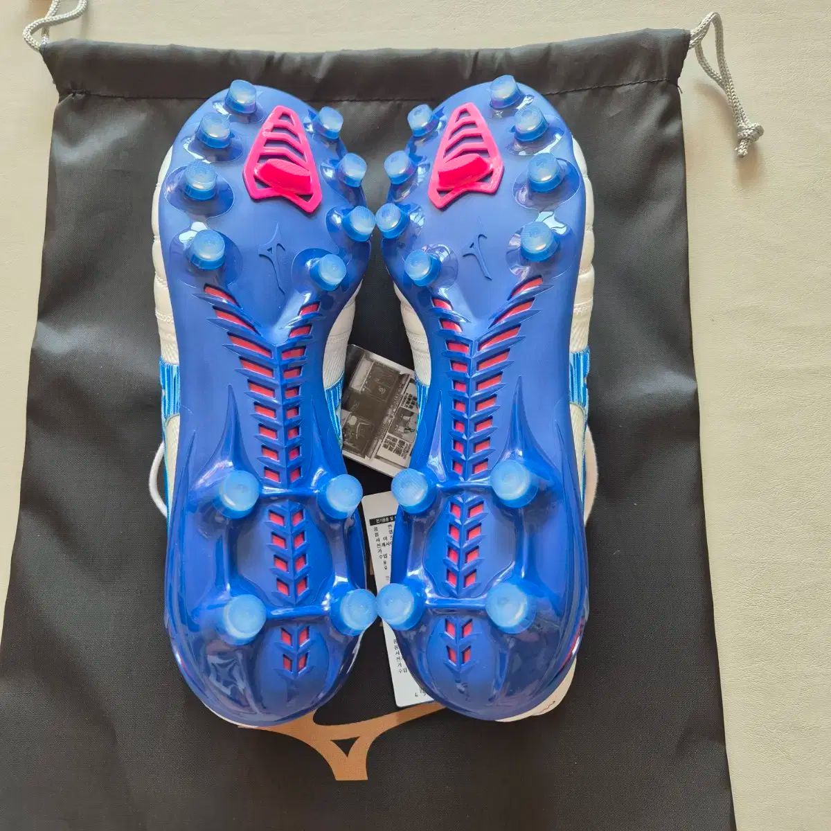 2025年 mizuno ミズノ モレリア ネオ 4 ベータ JAPAN MIX 254025