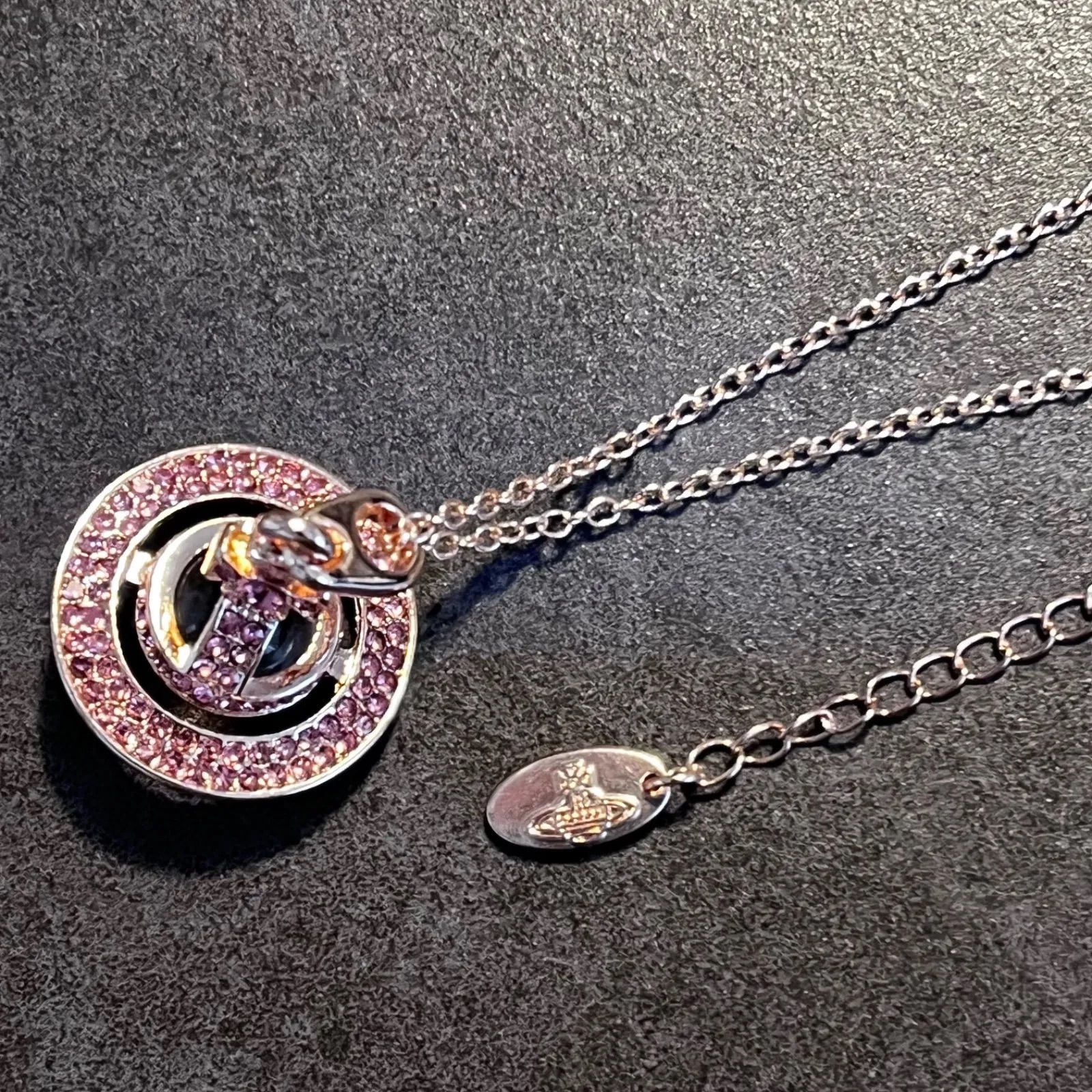 Vivienne Westwood 土星モチーフ ネックレス　ピンク Vivienne Westwood ヴィヴィアンウエストウッド オーブ