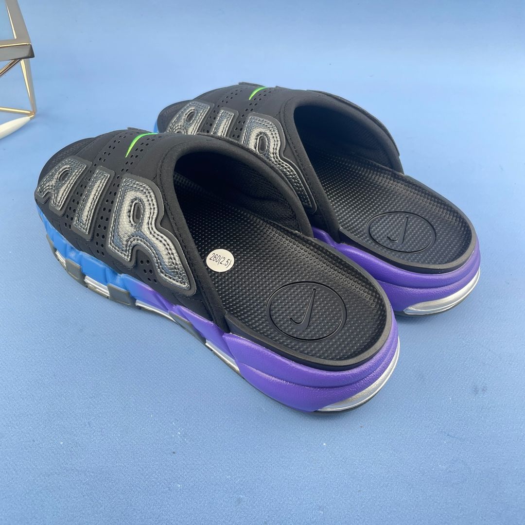 ナイキ エアモアアップテンポ スライドブラック（Nike Air More  
