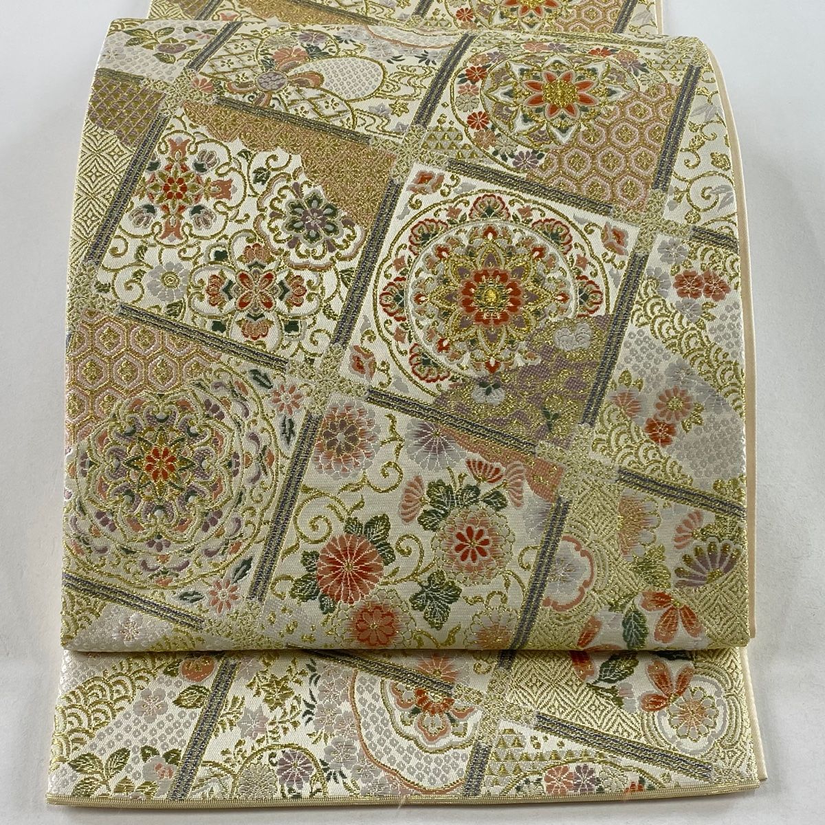 袋帯 秀品 格天井 華文 金糸 クリーム 六通 正絹