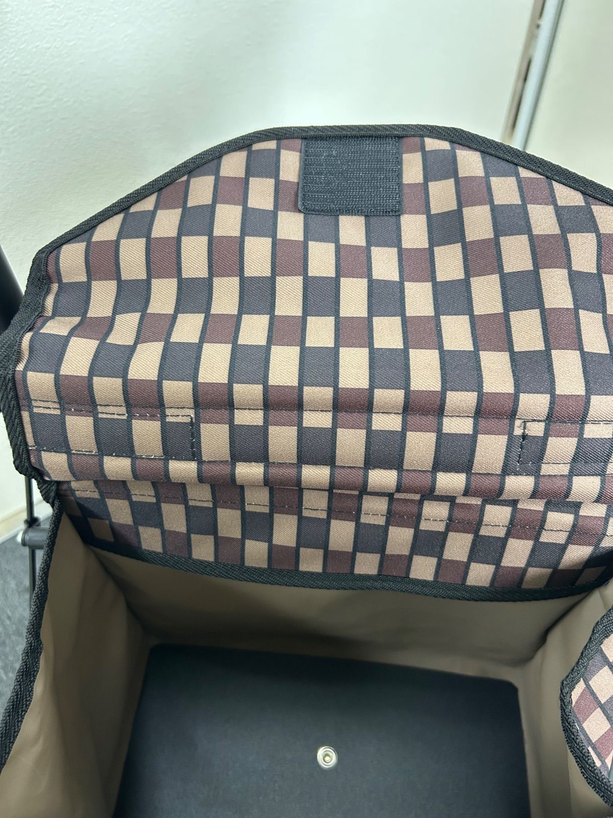 手押し車 安定感のシルバーカー