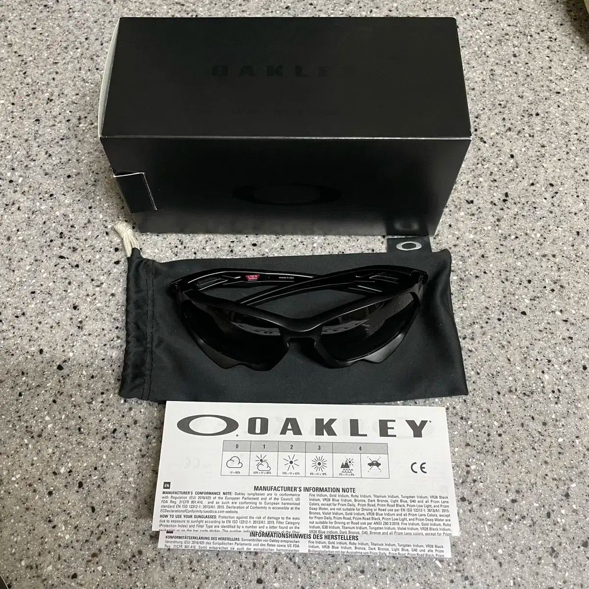 OAKLEY オークリー プラズマ サングラス