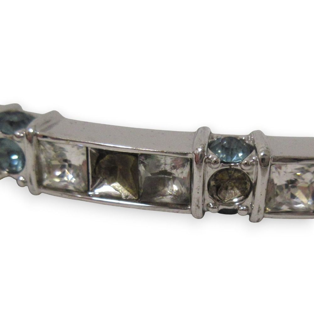 スワロフスキーバングル【新品未使用】 スワロフスキー/バングル/シルバー×クリア/サイズ：Mの買取実績