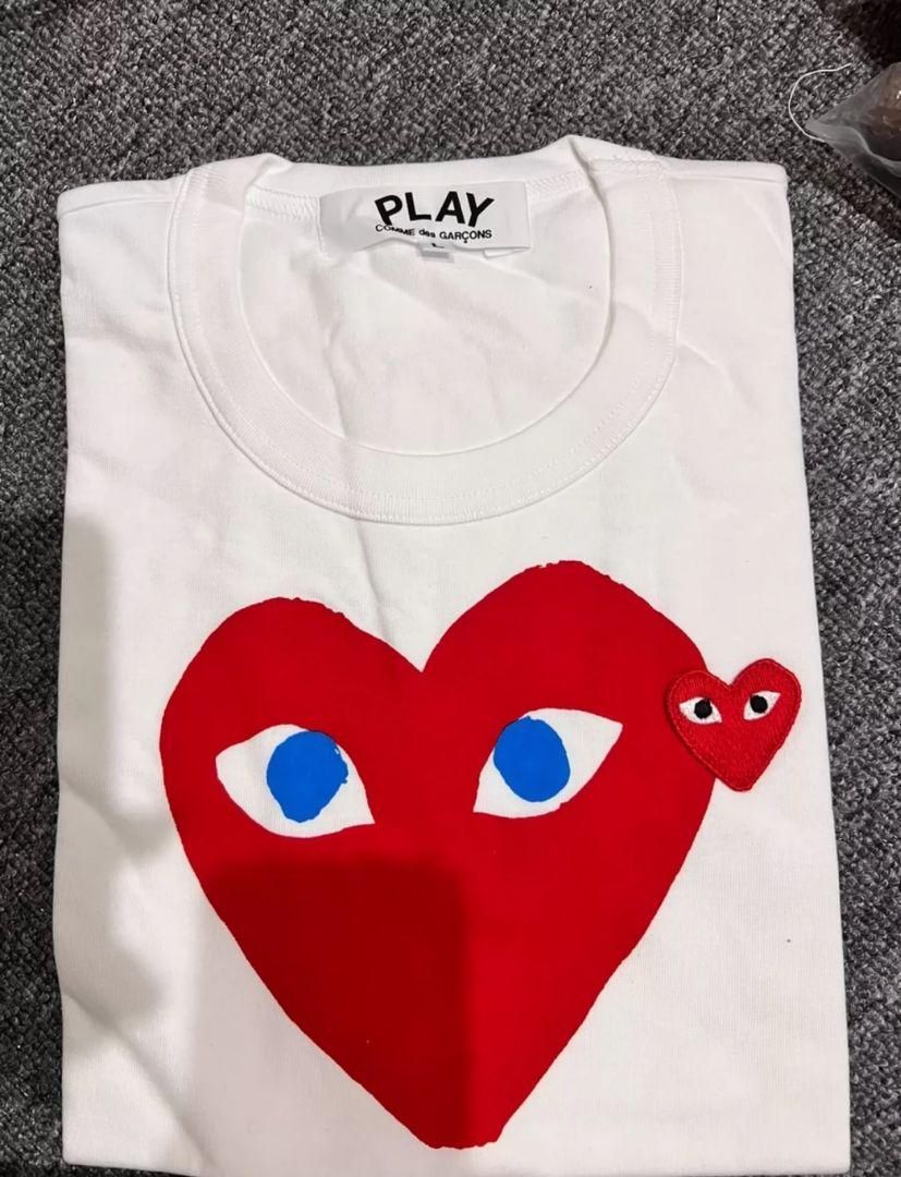 ハートのTシャツ 赤