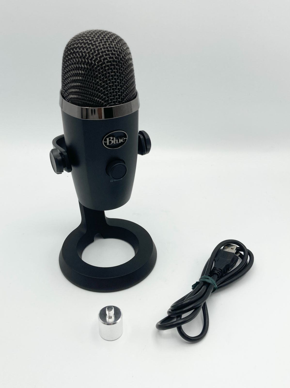 Logicool Blue Yeti Nano BM300BK | mdh.com.sa