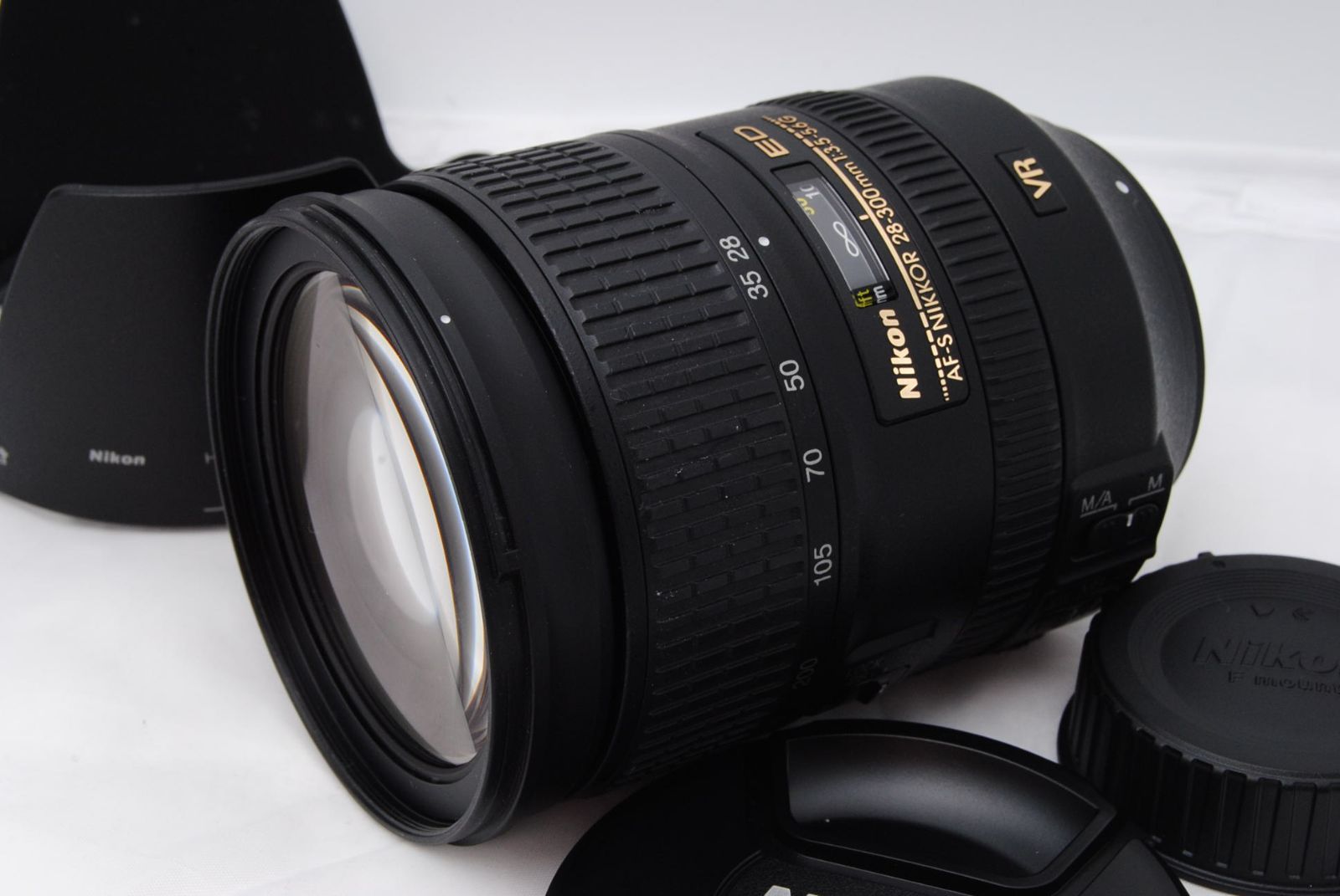 Nikon AF-S NIKKOR 28-300mm f|3.5-5.6G ED VR