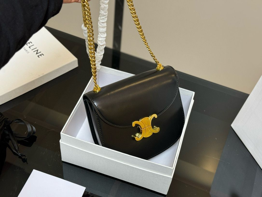 Celine] トリオンフ ミニバッグ - 専用ボックス付き | セリーヌ