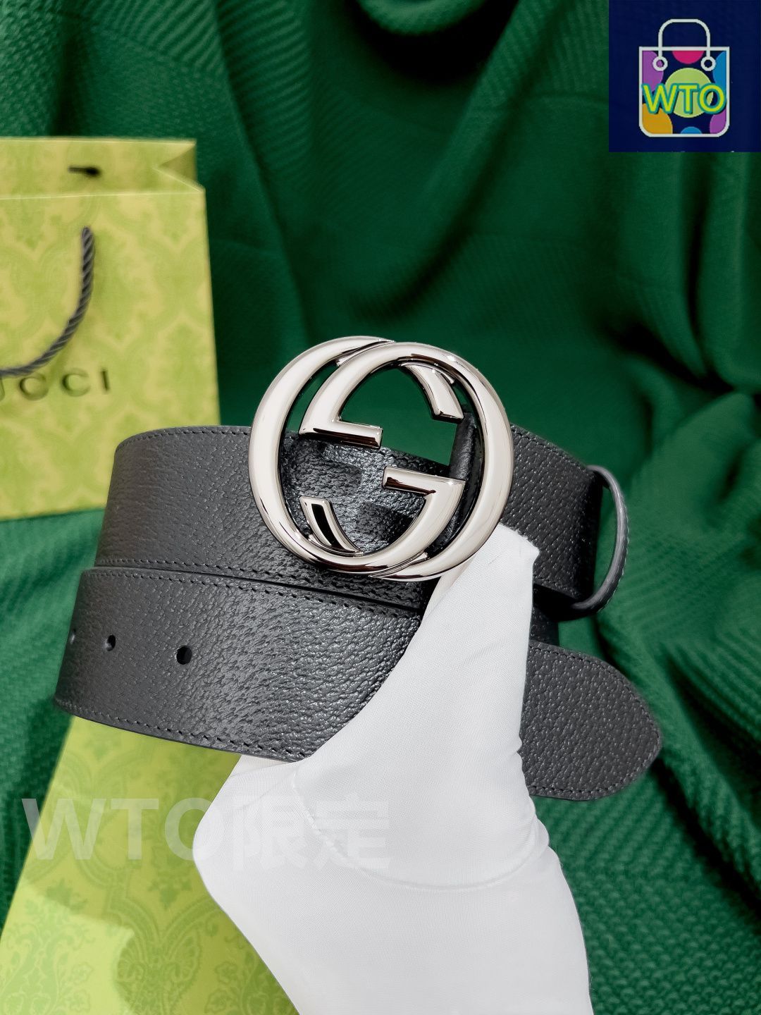 今日特価】Gucci プレミアム豚皮柄ベルト - メルカリ
