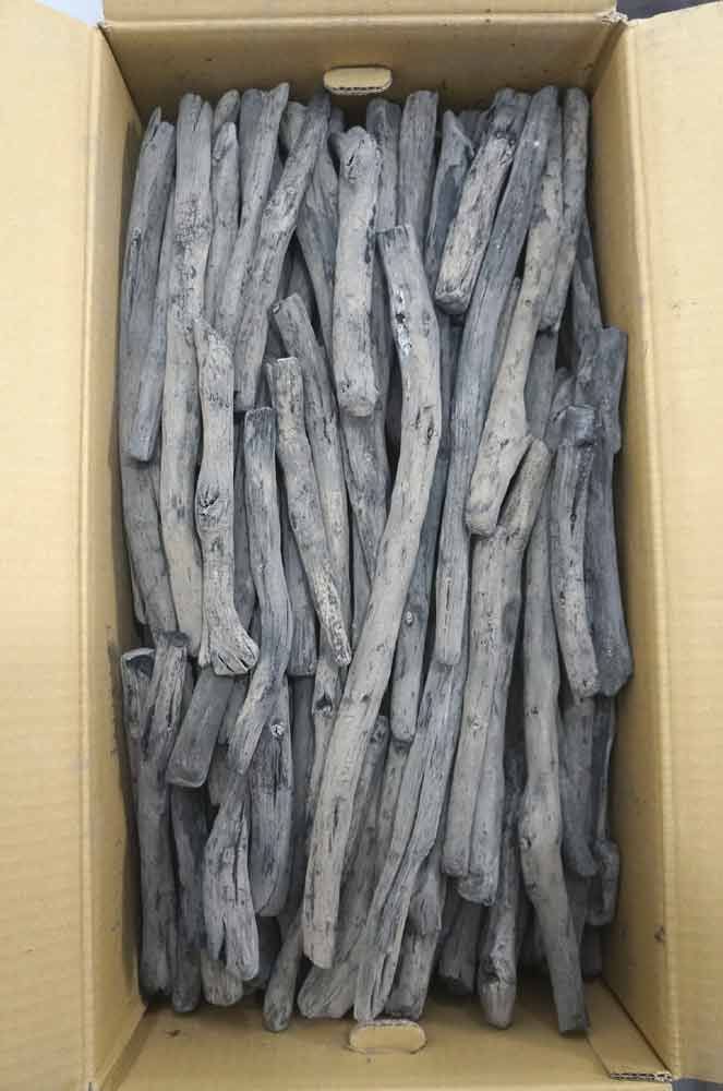 紀州備長炭 馬目細丸 15kg 燃料用 白炭 ウバメガシ 料亭 焼き鳥 業務用