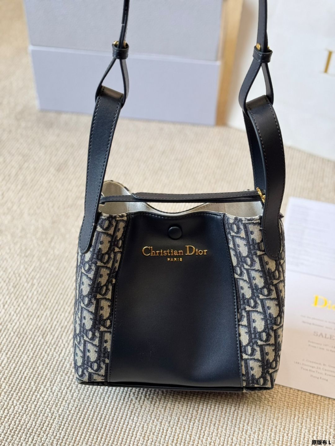今日特価】Christian Dior Signature A バケットバッグ 2025 春
