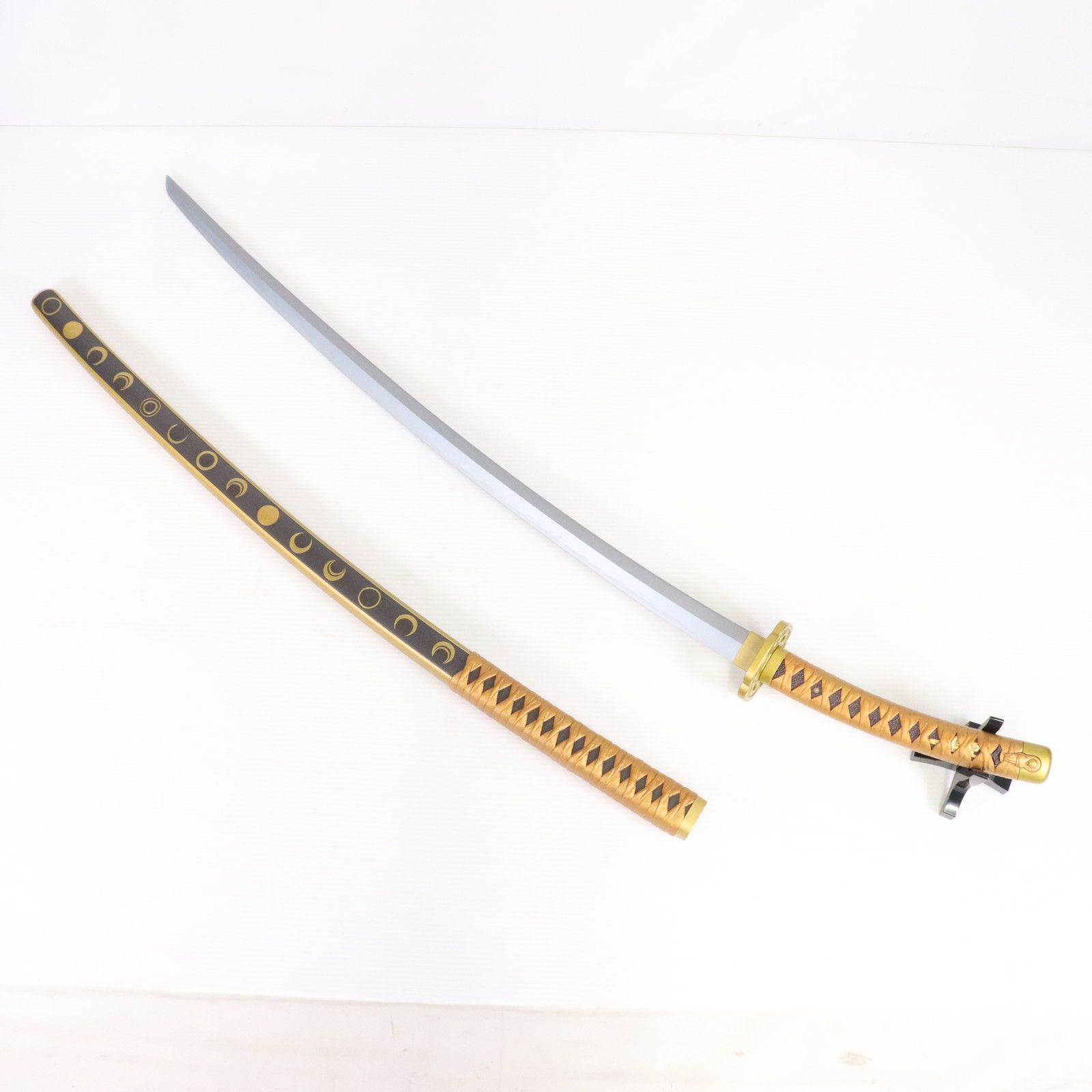 【新品未開封】 刀剣乱舞ONLINE PROPLICA 三日月宗近 魂ウェブ商店 刀剣乱舞ONLINE』より「三日月宗近」本体を1/1スケールで完全