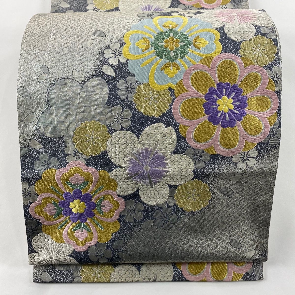 袋帯 秀品 桜 七宝 唐織 箔 銀色 六通 正絹