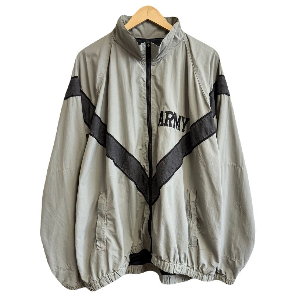 ARMY ipfu ネイビー ナイロンジャケット ARMYロゴ入りネイビーの