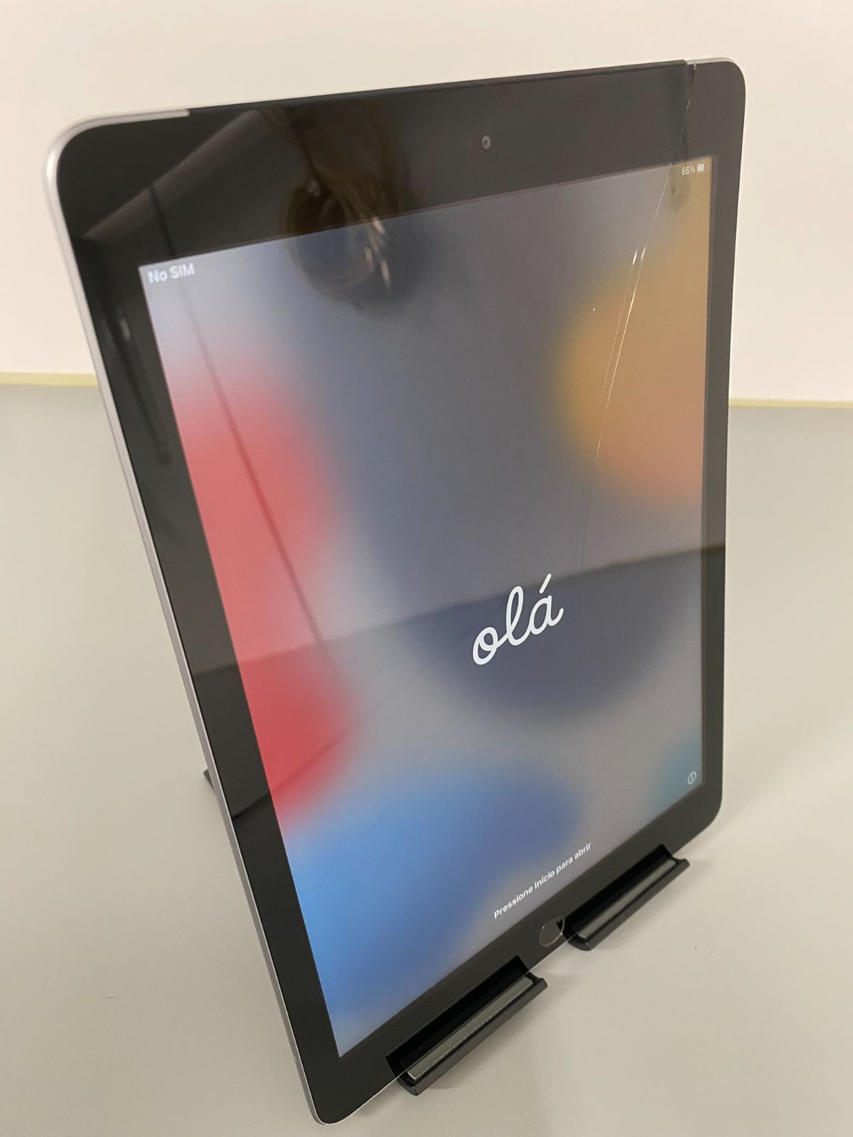 ジャンク品※ [55]【状態：画面割れ＋筐体ゆがみ】iPad 第6世代 Wi-Fi+ 