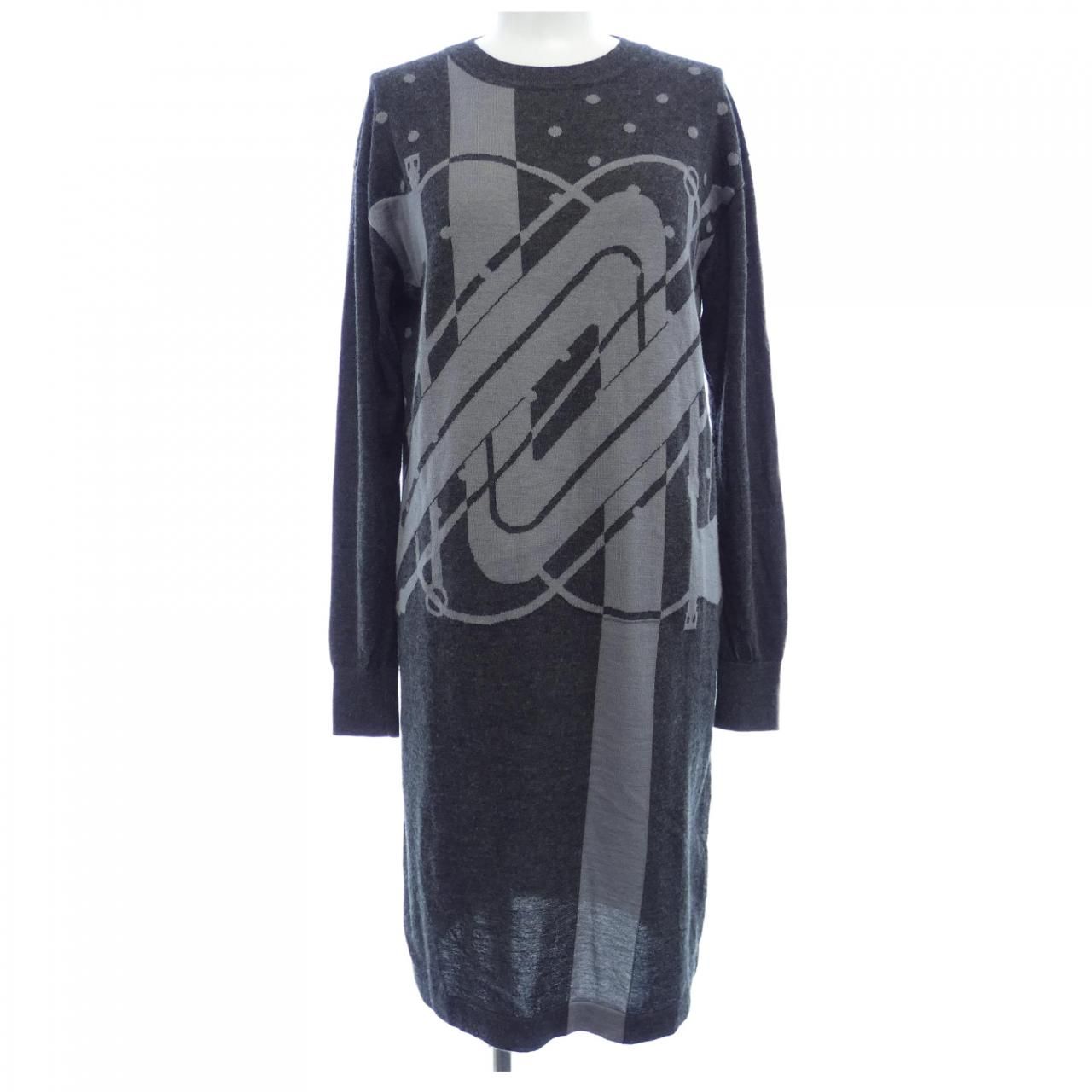 エルメス HERMES CLIC CLAC *17-7707. ワンピース