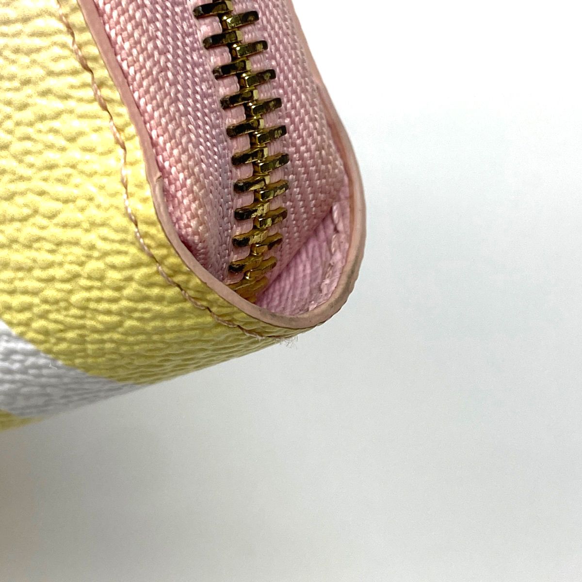 ✨超極美品 レア限定品✨ルイヴィトン ジッピーウォレット 長財布 ローズクレール ✨超極美品 レア限定品✨ルイヴィトン ジッピーウォレット 長財布