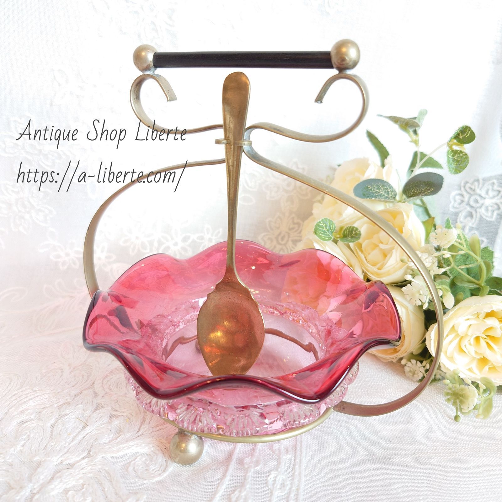 ドイリー1108❤️華麗な薔薇と花達スクエアドイリー✨ レース 編み