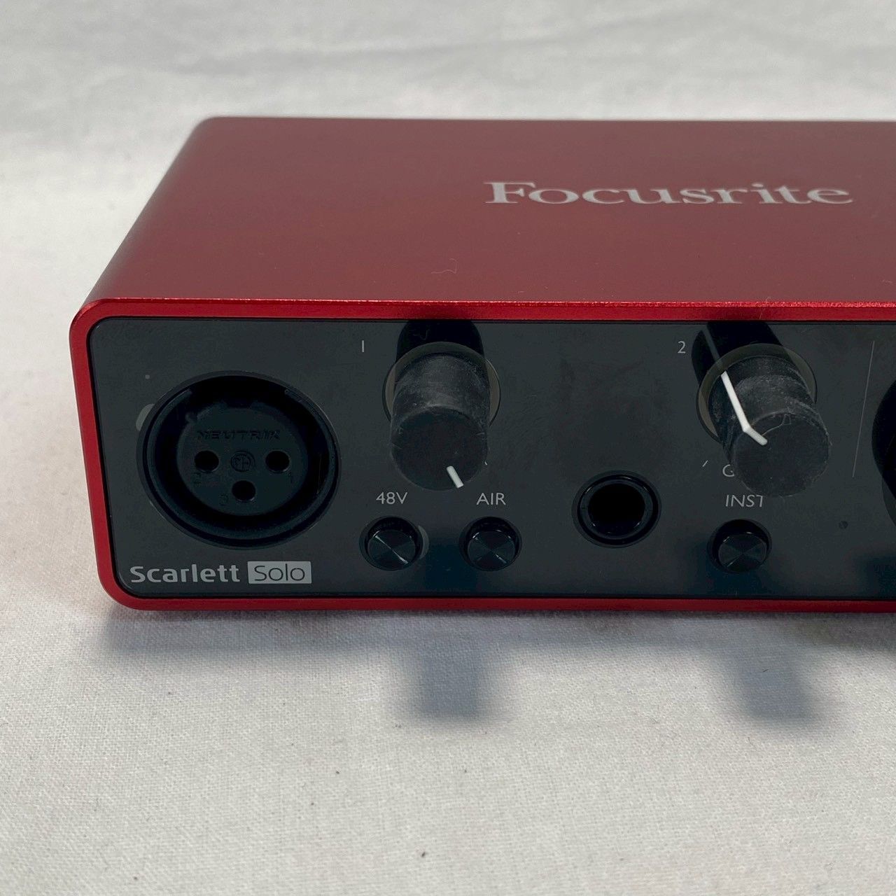 人気商品 Focusrite Scarlett Solo 3rd Gen オーディオインターフェース USB Type-Cケーブル付 No.3322 安心の全品国内発送！