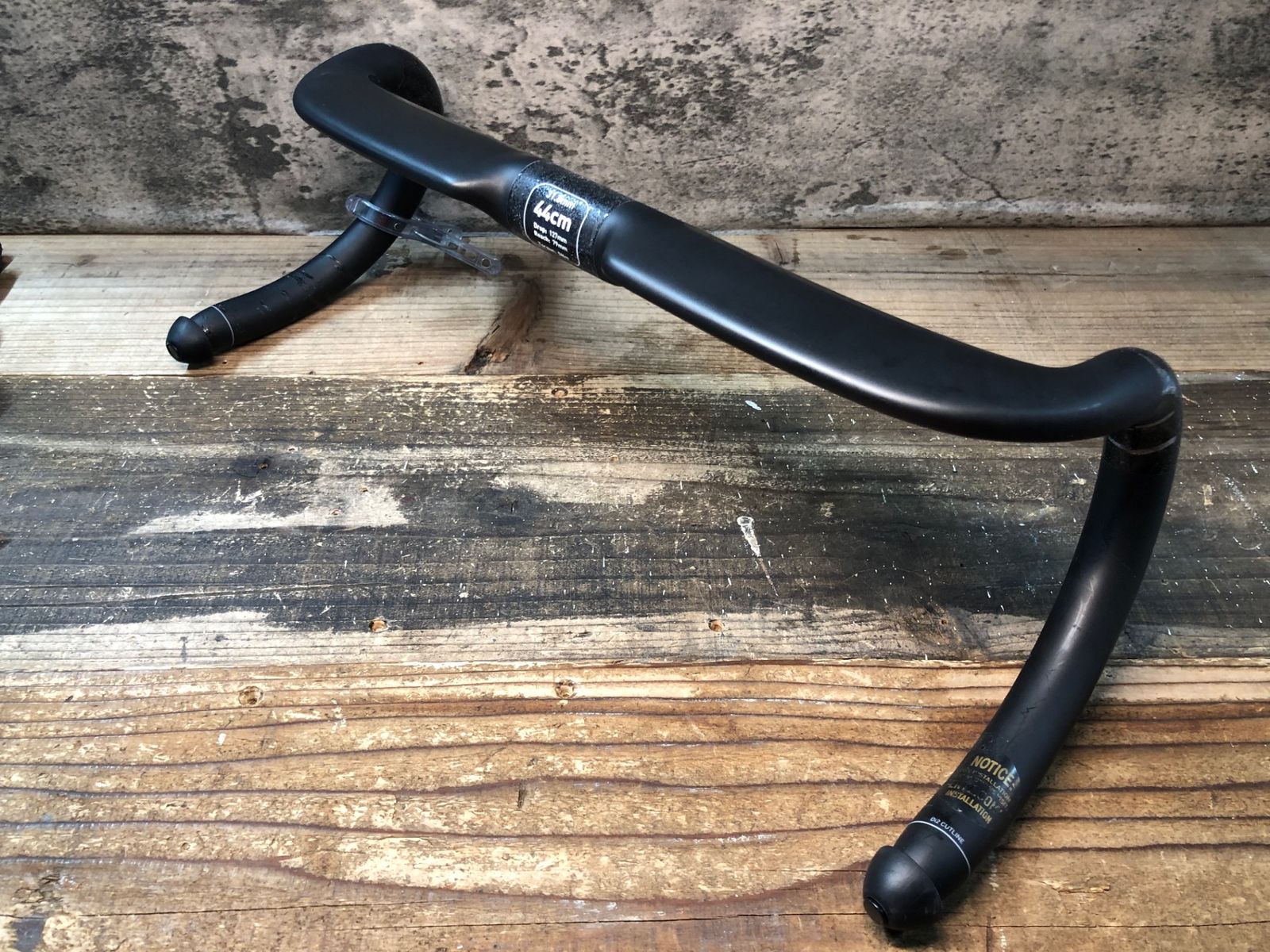 IO949 エンヴィ ENVE SES AERO ROAD ハンドルバー エンドC-C440mm