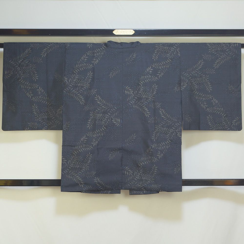 道中着 コート 大島紬 緯双 蘇鉄模様 藍染 正絹 塵除けコート 【 中古】【大島 紬 防寒コート 着物 着物コート 和装コート 羽織もの レディース 羽織りもの 古着 冬  塵除け コート きもの天陽】