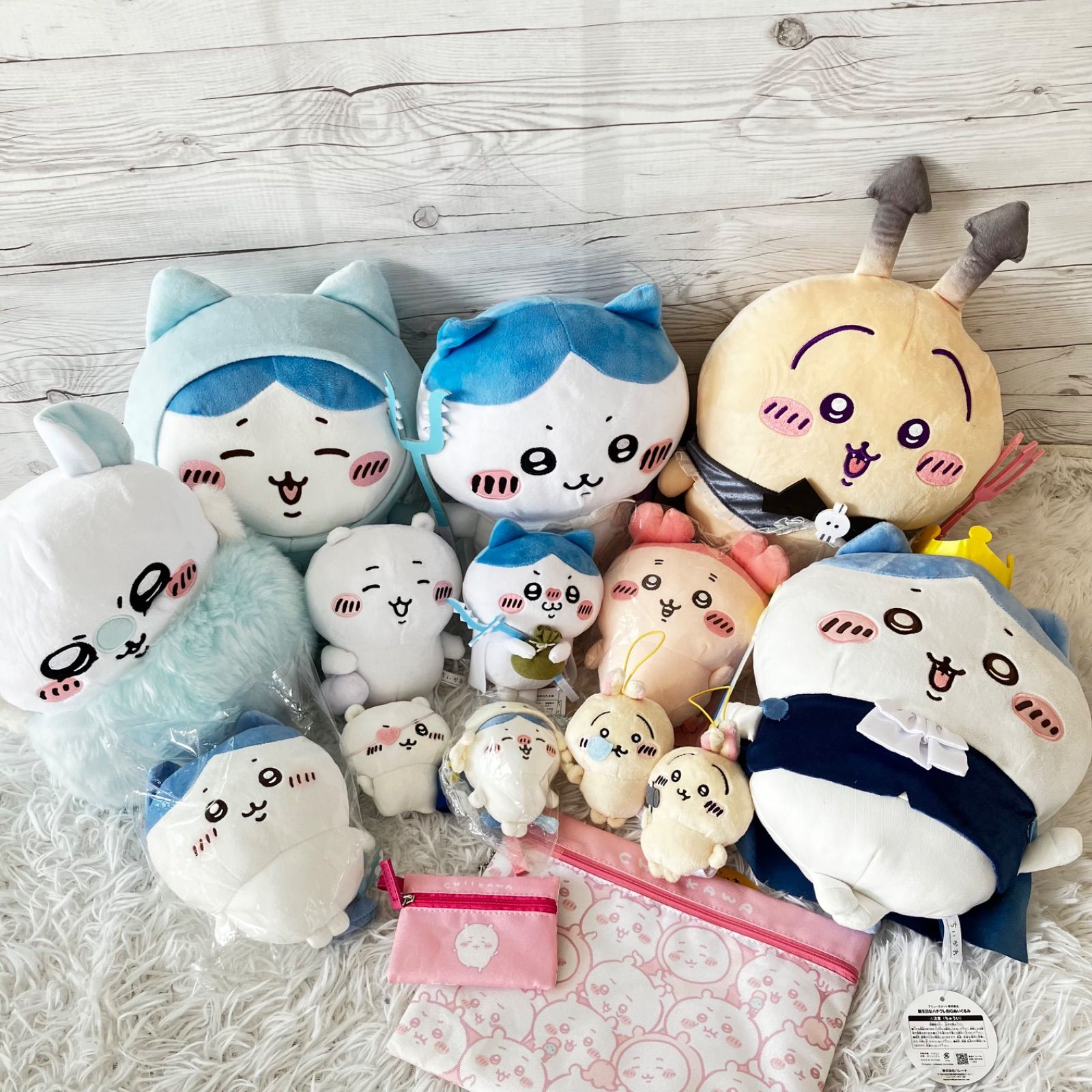 希少　4点セット新品未使用 タグ付き　古本屋　ちいかわ　ぬいぐるみ　まとめ売り ちいかわ 15点セット タグ付き多数 新品未使用 未開封あり