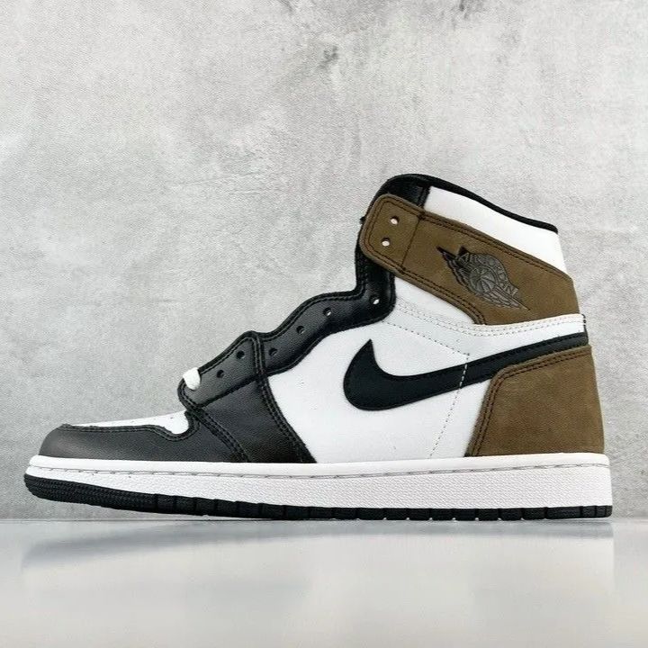 ナイキ スニーカー Nike Air Jordan 1 High OG Sail/Dark Mocha/Black エアジョーダン1 ハイ ダークモカ  ブラック 555088-105 メンズ レディース - メルカリ