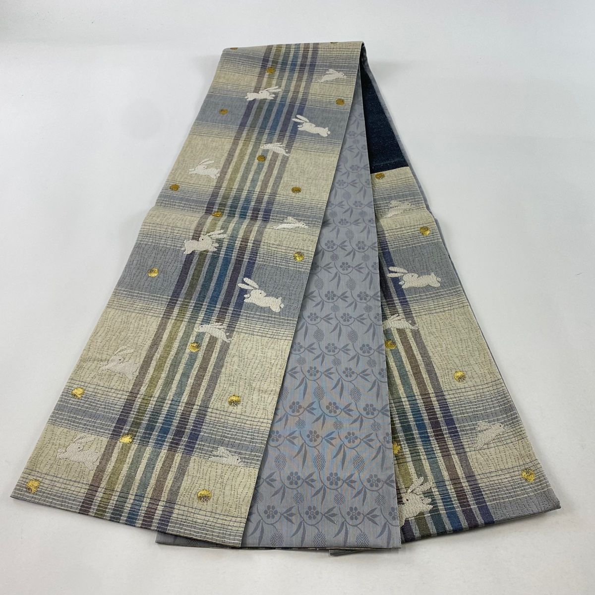 袋帯 美品 名品 やまと ウサギ 縞 箔 ベージュ 六通 正絹 【中古